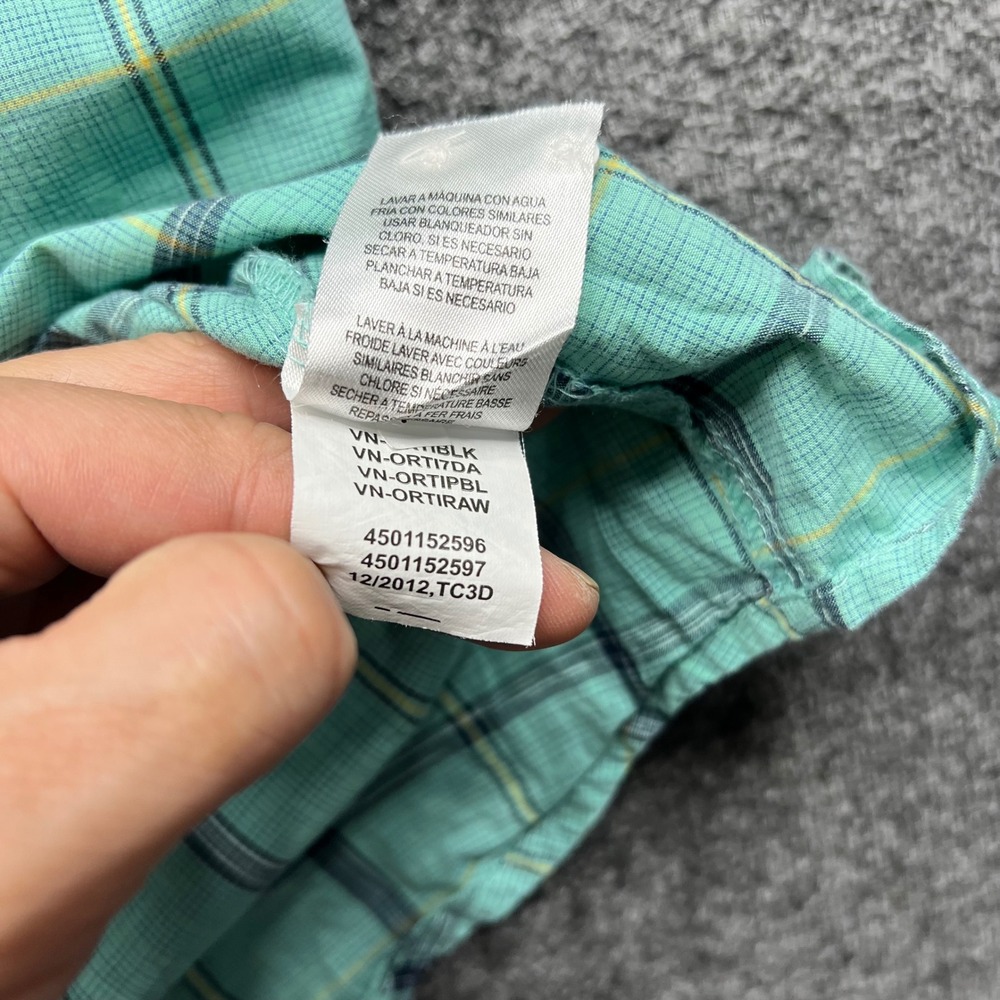 Vans Shirt Mens Small Turquoise Plaid Button Down Short Sleeve Cotton VN-ORTIPBL - Picture 13 of 15